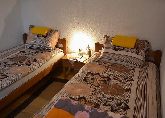 Gasthof Antik Sobe Foca